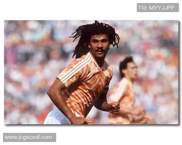 足球传奇古利特经典发型回顾与造型灵感分享